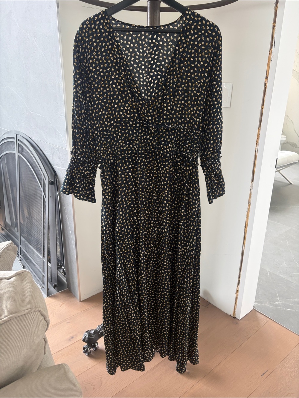 Black Floral V-Neck Midi Dress